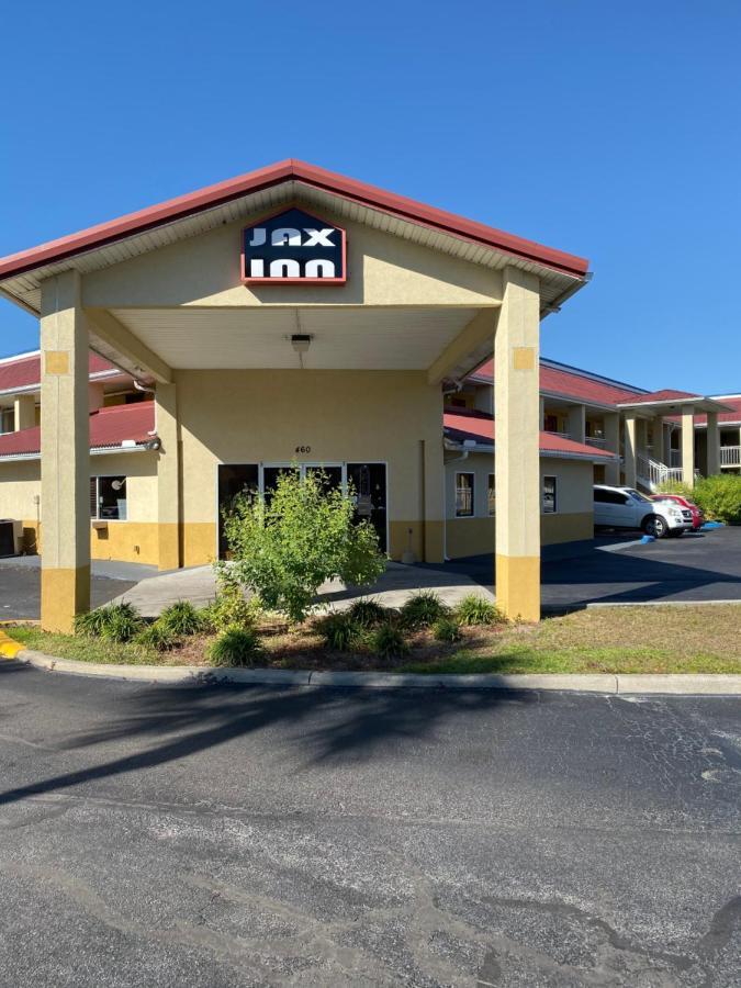 Jax Inn Jacksonville Downtown Exterior photo